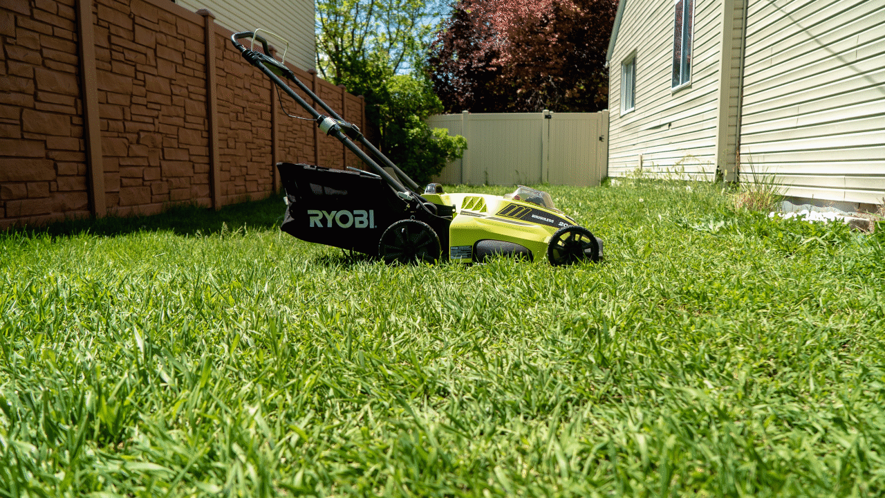 DON’T BAG IT! Let that grass fertilize your lawn.