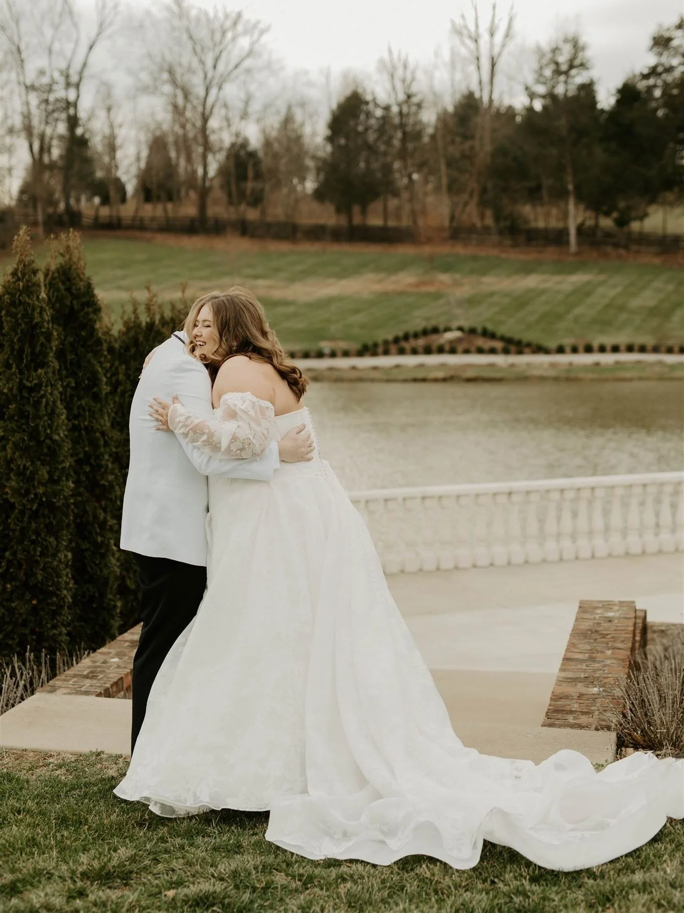 What are you doing New Year&rsquo;s Eve&hellip; getting MARRIED🎊🤍 I love this little song, and I love that Meghan + Chase got married on NYE! These two truly have hearts of gold! The day went perfectly smooth (thanks to @lmdetailedevents of course)