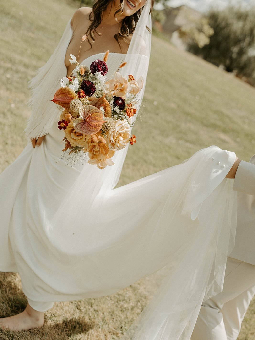 If Kacey Musgraves was a bride, she would take inspo from @taylorcrask 🦋🐎