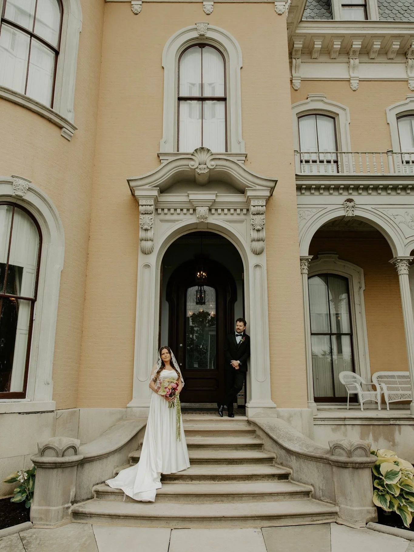 James + Kenzie! What a way to wrap up my spring time weddings with all this color!!!🥲 They had their first dance to this song and it was too good! Thank you both for having me play a role in your beautiful day🤍
