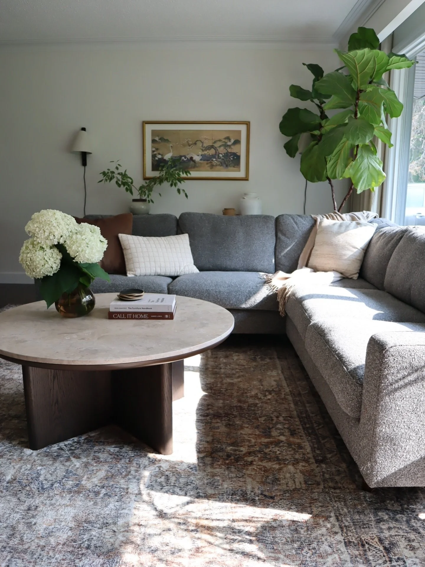 home has been lovely lately, with @eq3 🤍 

the Oskar Plush 5- seat sectional sofa in ola dark grey and the Alfi coffee table, in our living room. 

#myeq3 #eq3