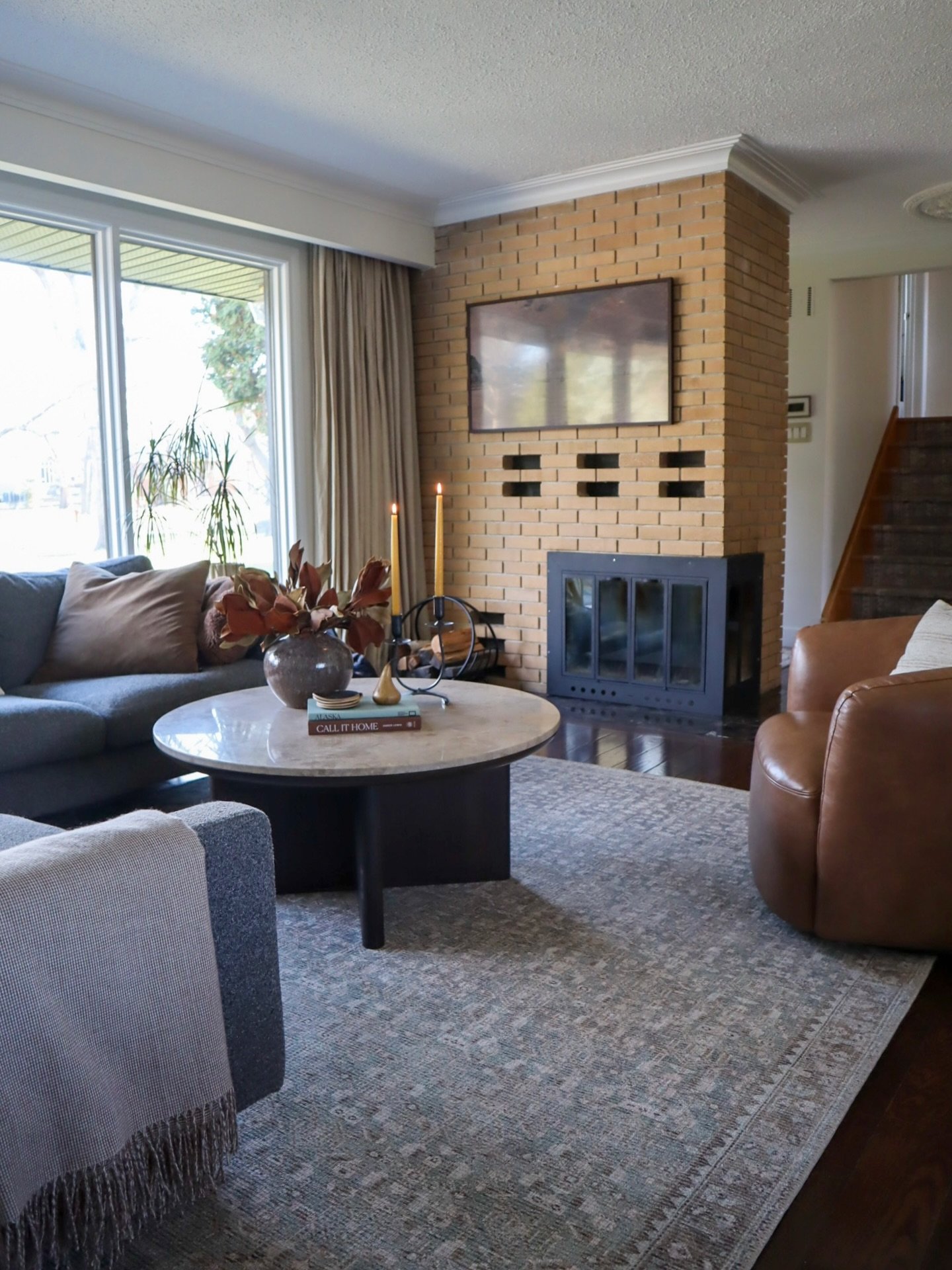 black friday is the best time to add a fresh @loloirugs rug to your home!  the savings are plentiful and the quality is unmatched!  we just rolled out the #angelarosexloloi aubrey sage/bark area rug and it&rsquo;s the perfect tones for our home, trul