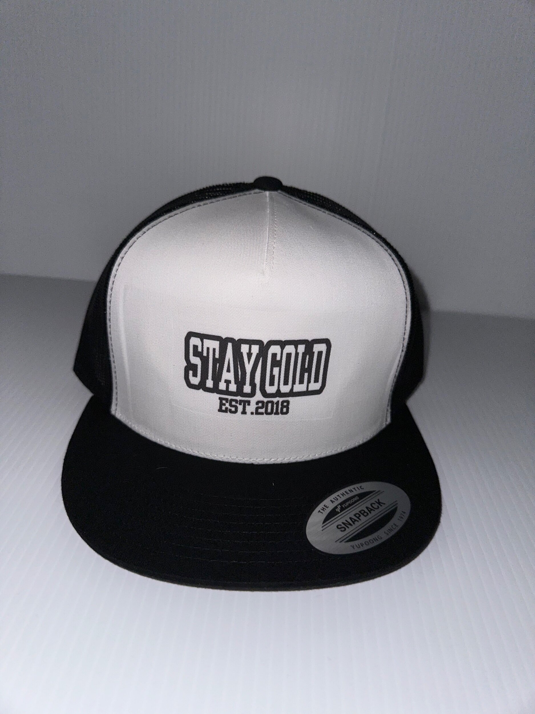 EE2B0922-C130-4B4E-81E0-85233F65D233