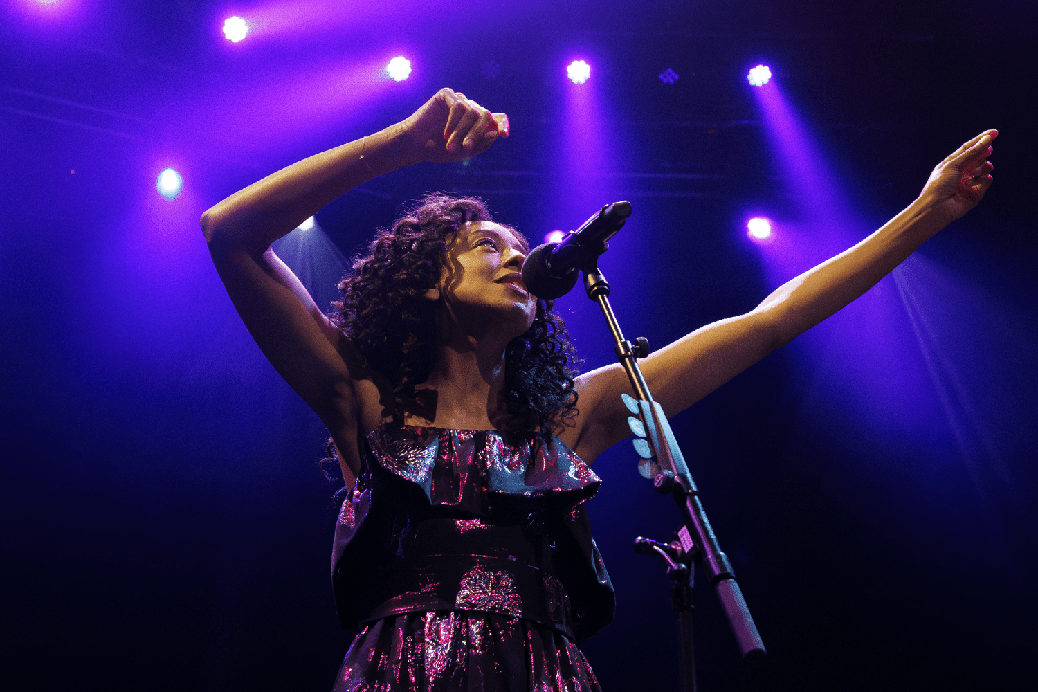 5U8A6875-Roundhouse-CorinneBaileyRae-280425-LloydWinters.png