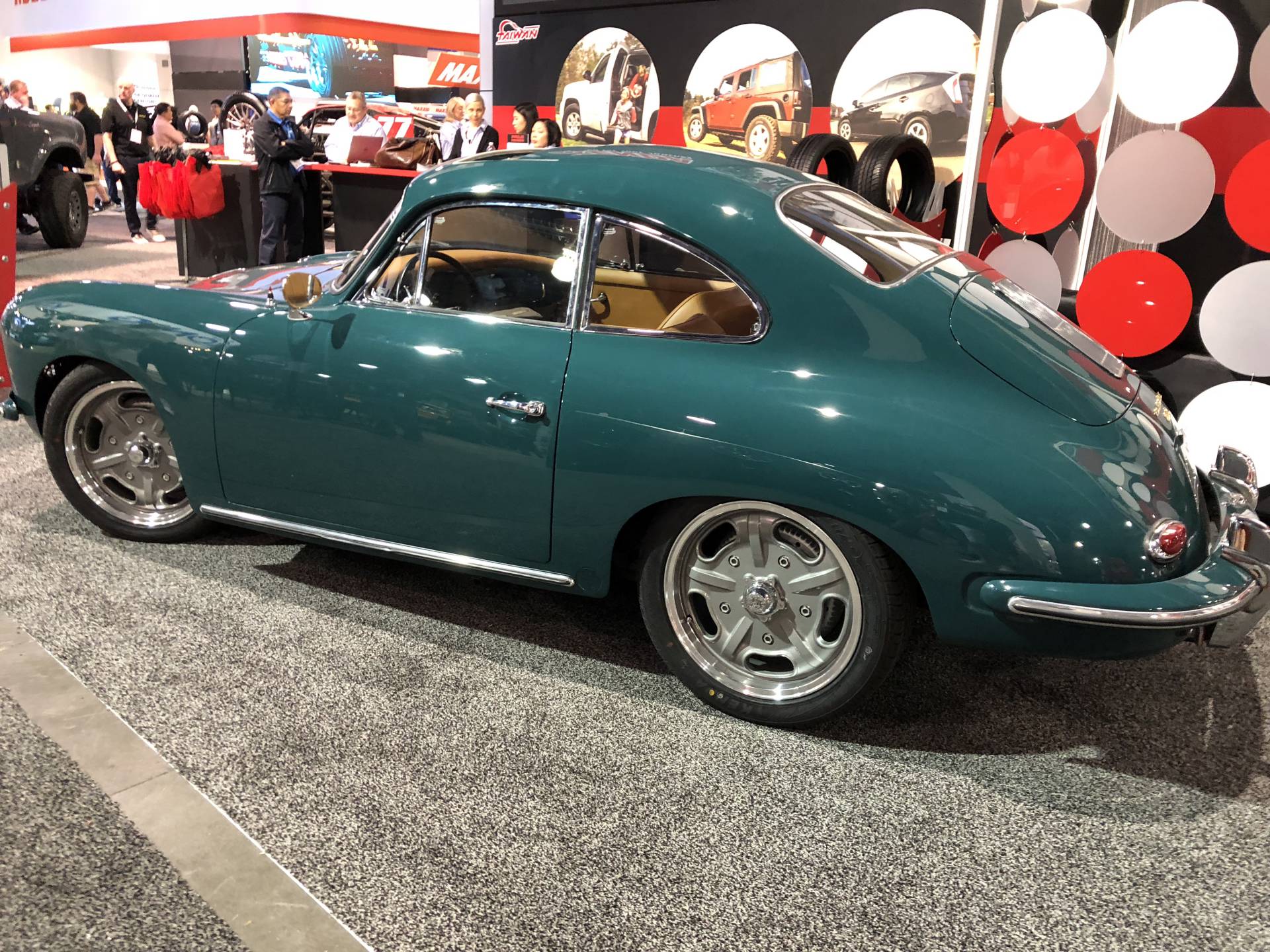 sema_2018_wempa_341.jpg