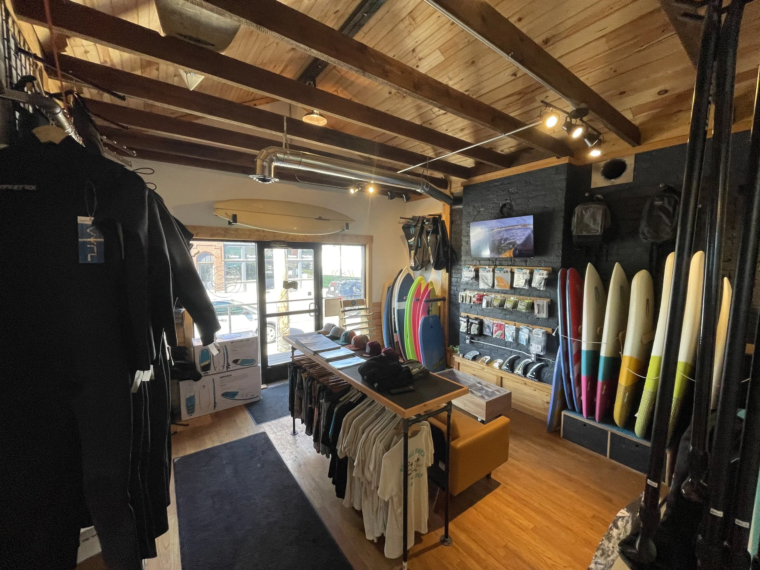 surfshop.jpg