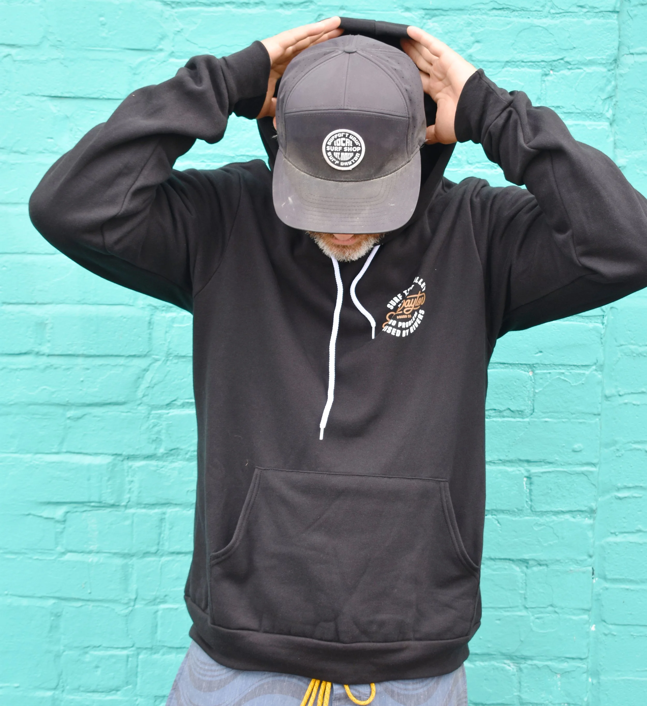 SurftheValley-hoodie-2.jpg