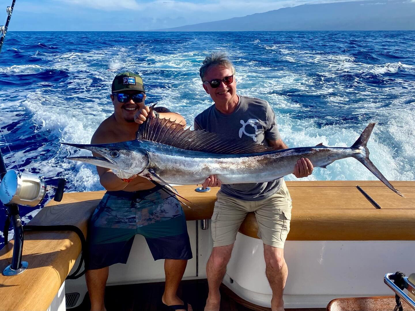 First spearfish for both Westin and Fred today, and plenty of food to go around! Congrats guys! Marlin Magic Tear Drop AP lure and Fudo Southern Tuna hook.
.
.
📸 @fishergal808 
.
.
#marlinmagic #marlinmagiclures #fudo #fudofishing #fudohooks #southe