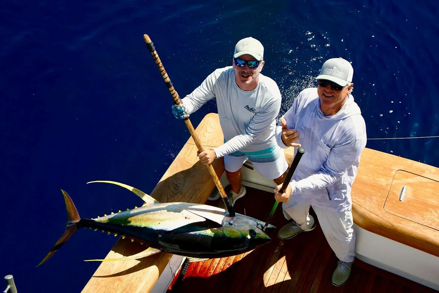 An ahi kind of day for Grady on Marlin Magic! Two nice ones both caught with Marlin Magic Infant Blue lure! 😎🤙
.
.
📸 @fishergal808 
.
.
#marlinmagic #marlinmagiclures #infant #blue #thatworks #biggamefishing #sportfishing #patience #heavytackle #t