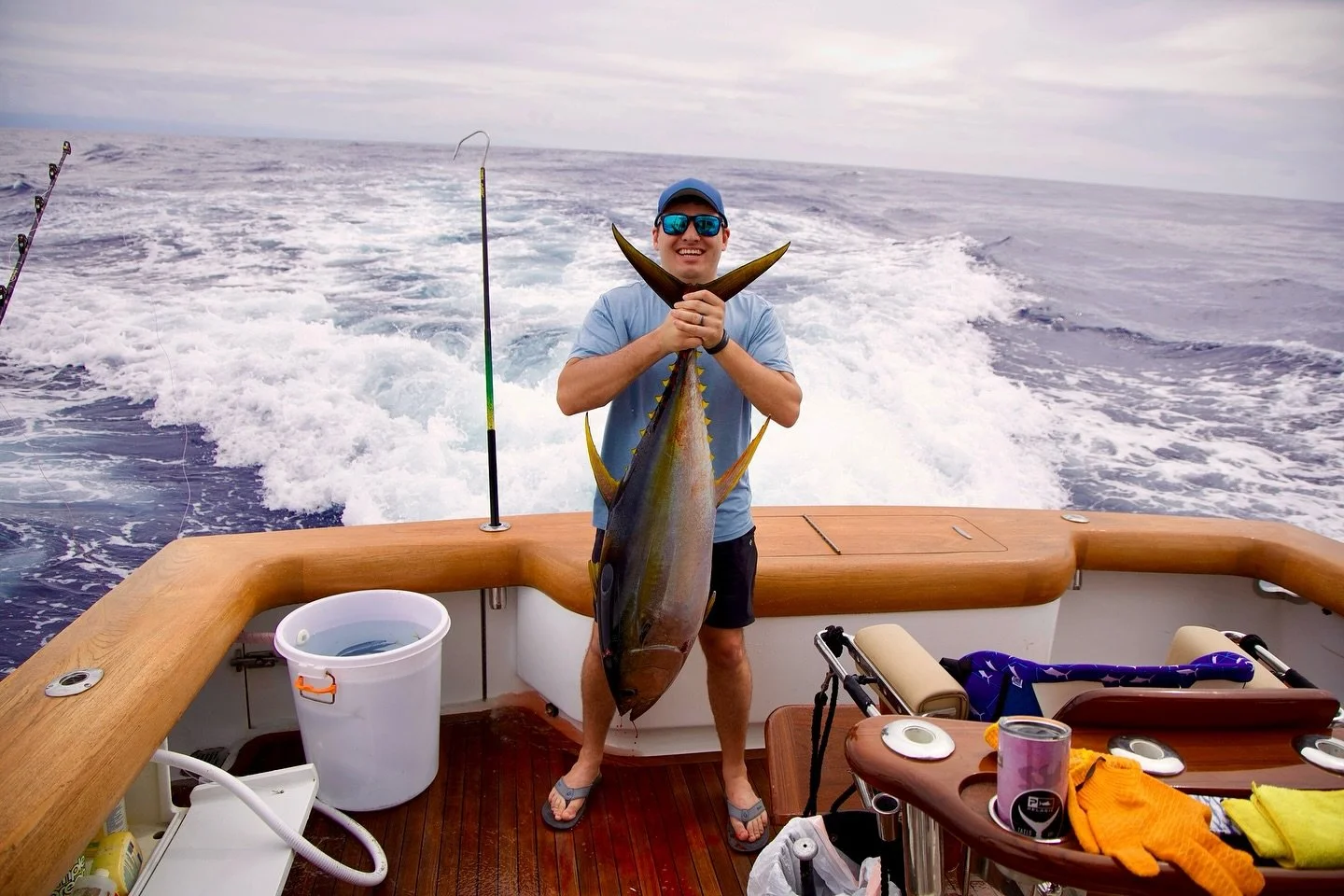 An ahi kind of day yesterday on Marlin Magic with Matt and Corey boating 3! Congrats guys!!
.
.
#marlinmagic #marlinmagiclures #biggamefishing #ahi #ahifishing #letsgofishing #charterfishing #freshfishfordinner #oceantotable #seaprovides #anglerappro
