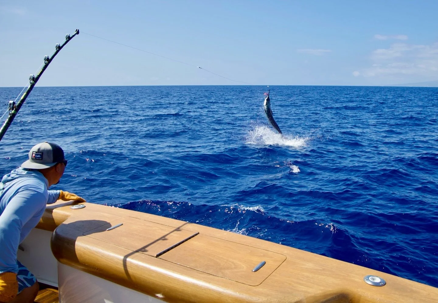 Congrats on your blue, Lonnie! Marlin Magic Tiny Blue lure + Fudo hook 🤙.
.
📸 @fishergal808 
.
.
#marlinmagic #marlinfishing #sporty #sportfishing #kona