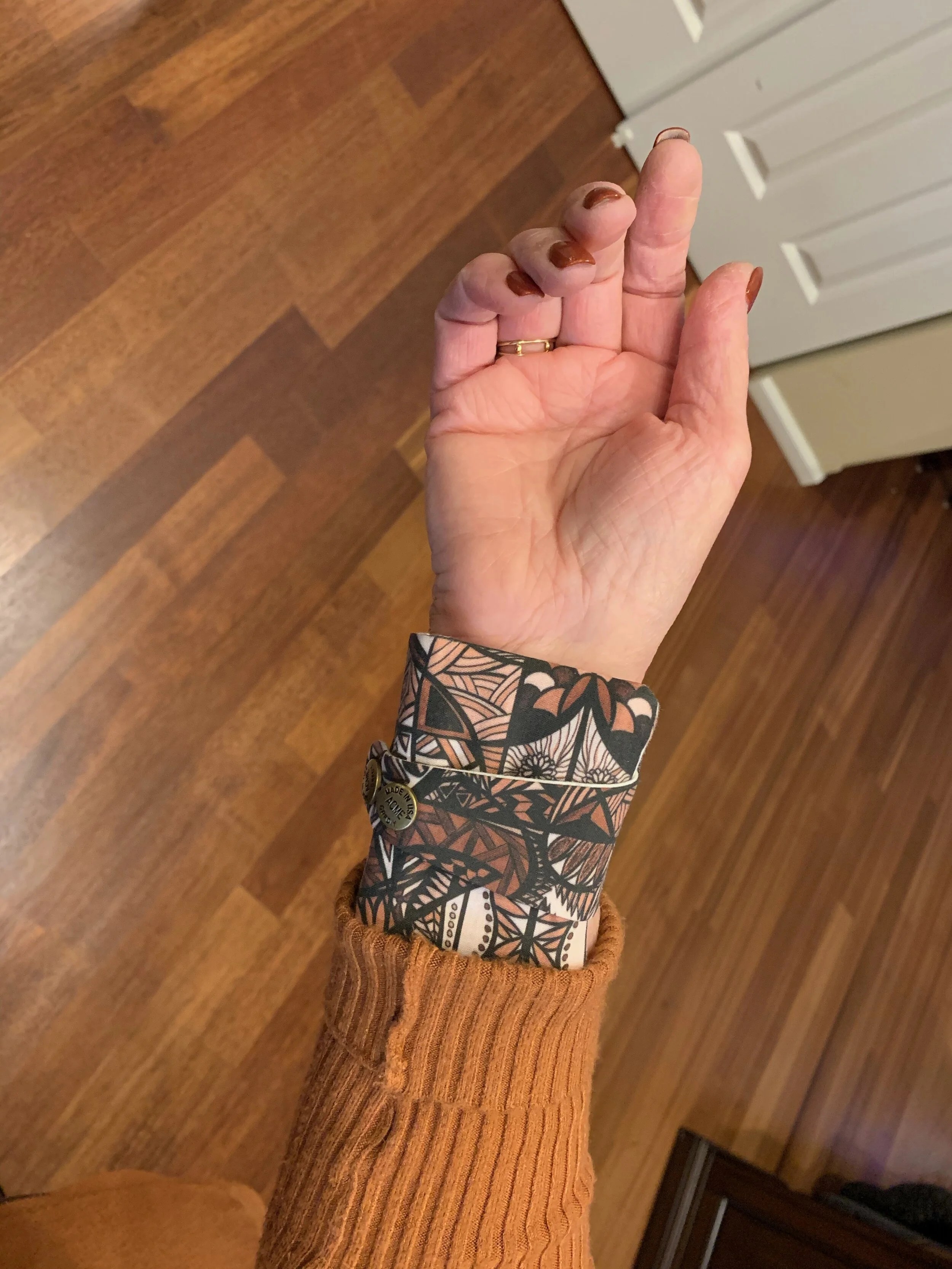 Wrist_Brown.jpeg