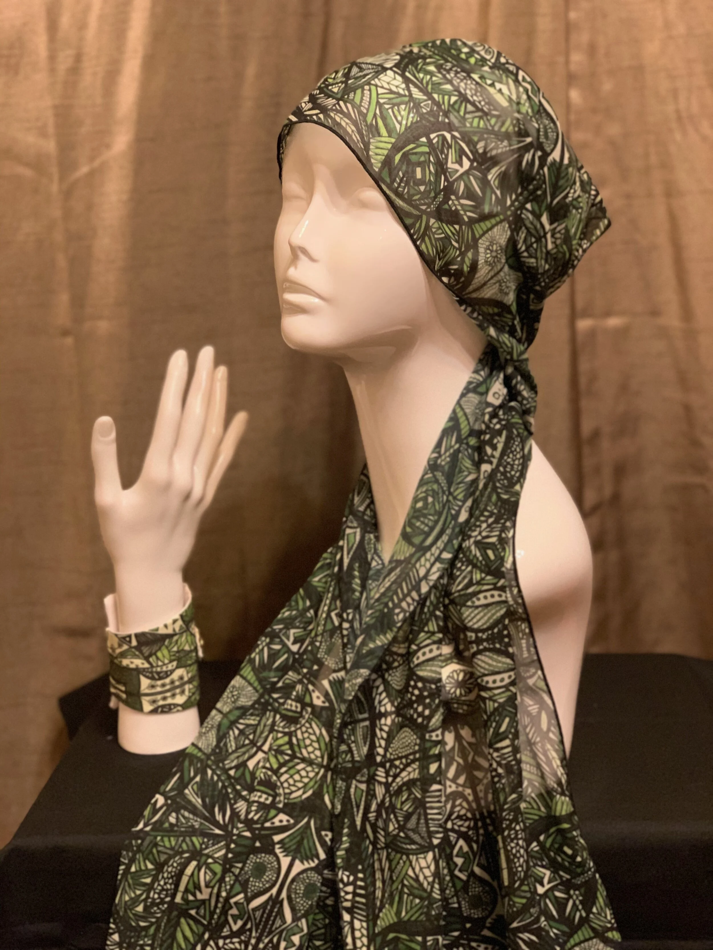# 6 Green  — Chiffon Scarf
