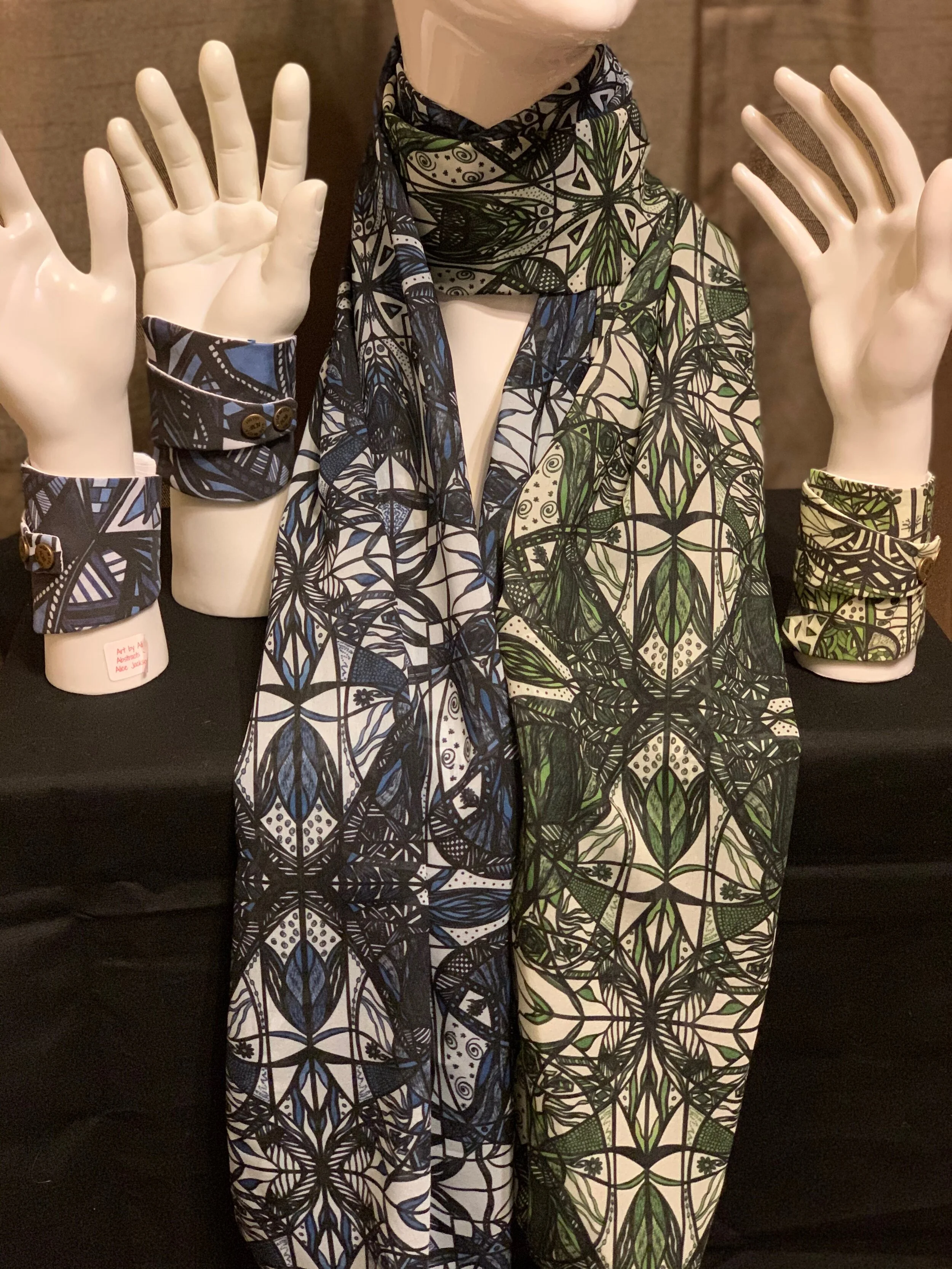 13_Navy & Green_3881.jpeg