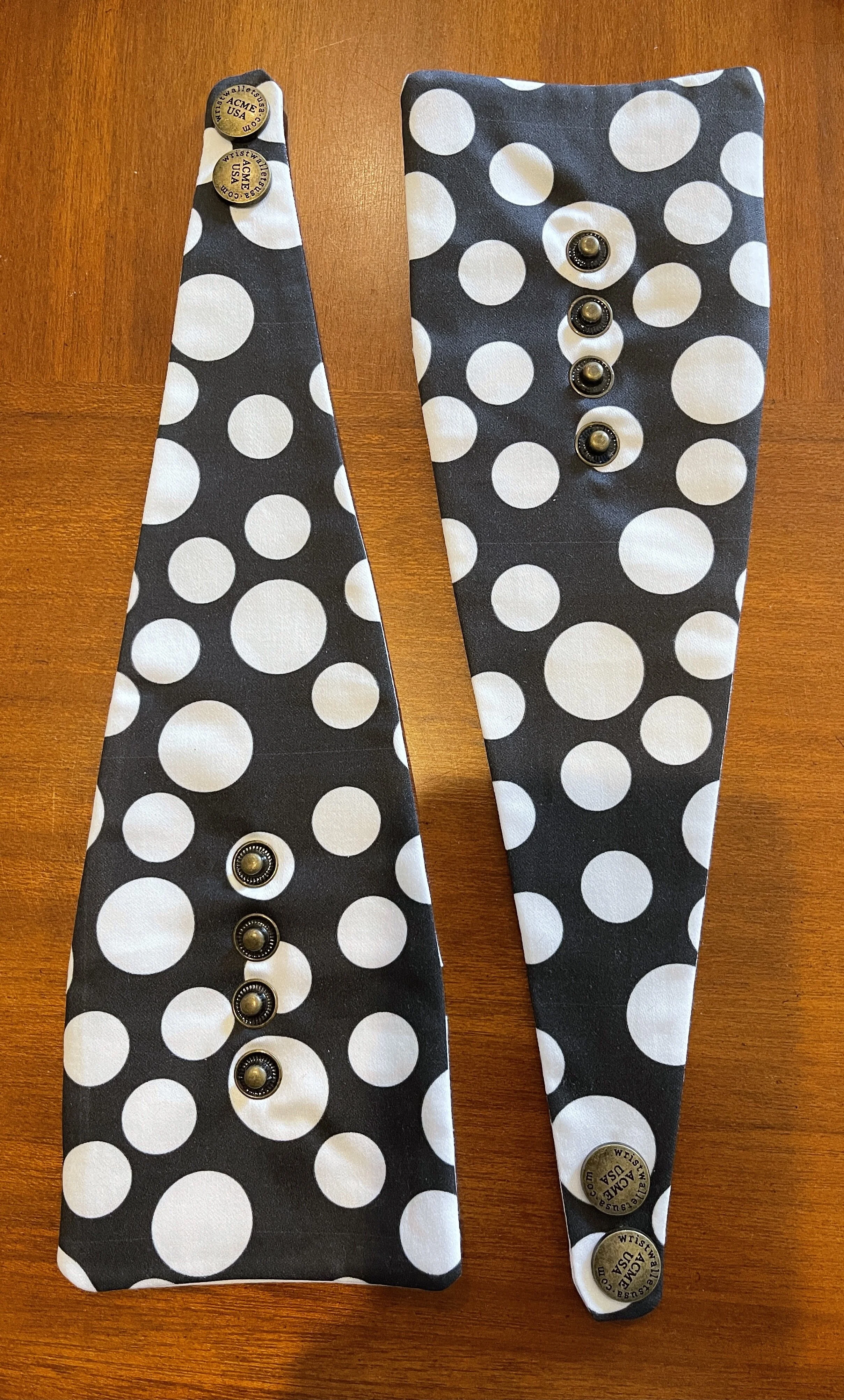 Dots of all sizes_BW.JPG