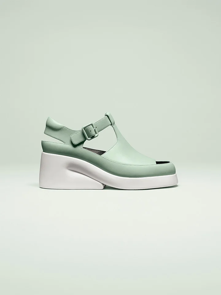 bath-shoes.jpg