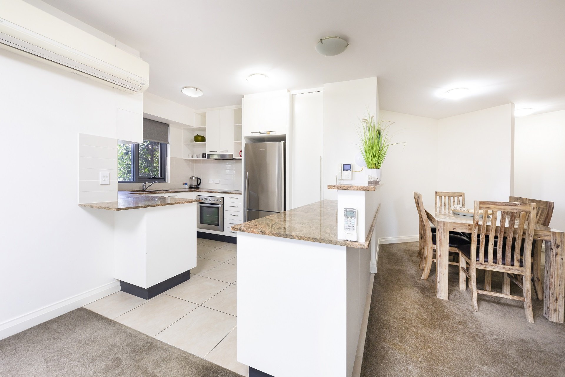 Spacious Kitchen And Dining Areas 