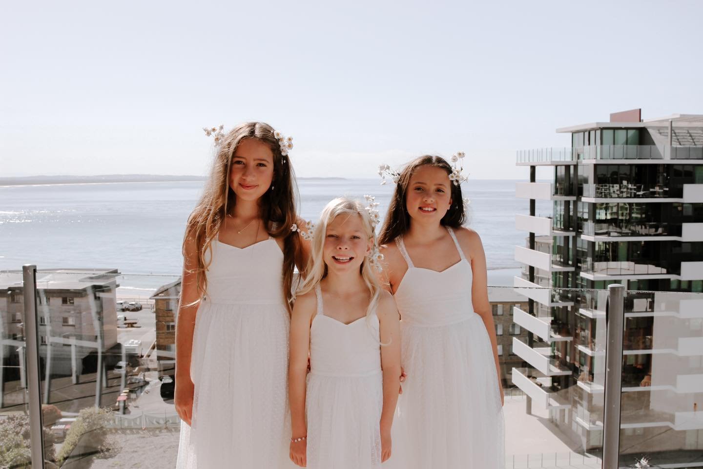 We LOVE weddings &amp; these BEAUTIFUL flower girls 🤍

👰&zwj;♀️ Our penthouse apartment is perfect for all the wedding day prep!

#BarringtonCoast #sevanapartments #seeaustralia #forsteraccommodation #NewSouthWales #forster #wedding #flowergirl