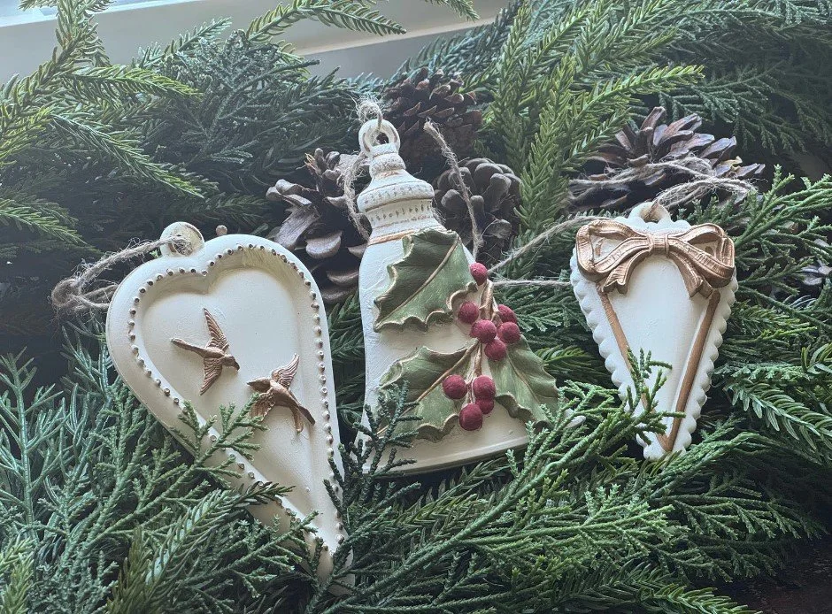 Texas In-Laws IOD Decor Bibelots 2 Mould 6"x10" by Iron Orchid Designs