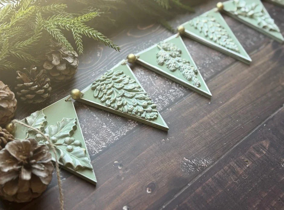 Texas In-Laws IOD Decor Winter Forage Mould 6"x10" by Iron Orchid Designs