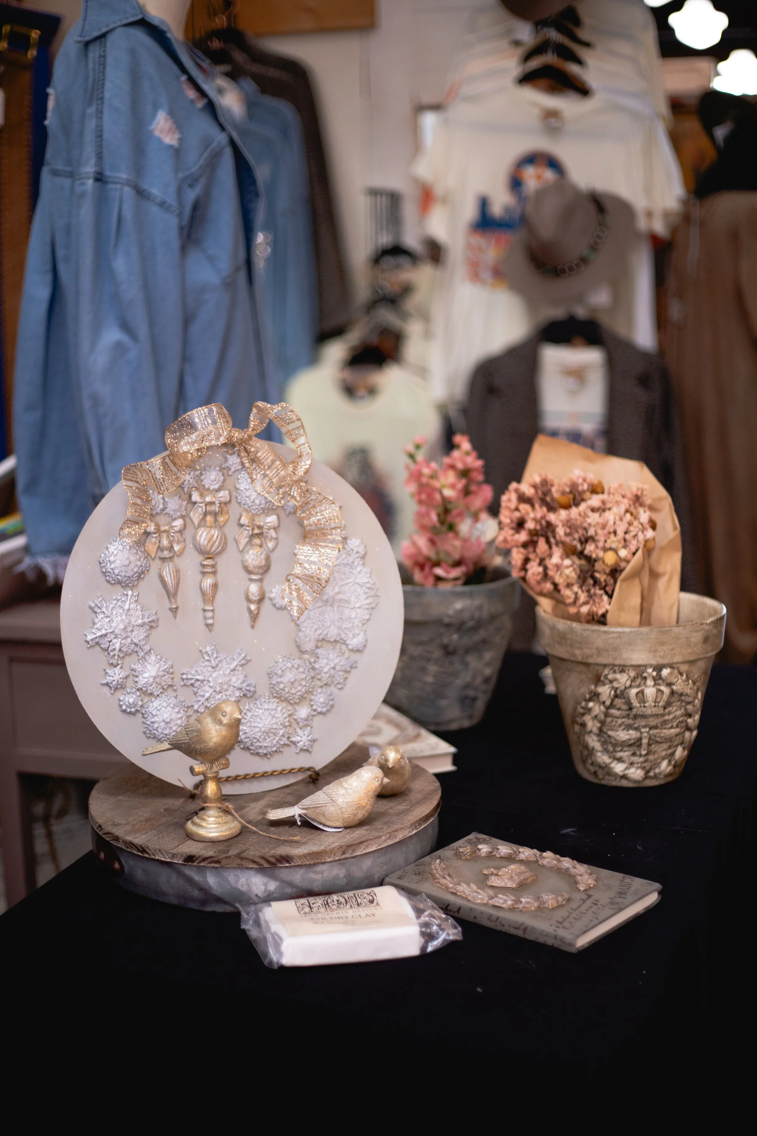 Texas In-Laws Workshop: Create a Decorative Plate with an IOD Mould @at Roots & Relics BEER & BRATS EVENT