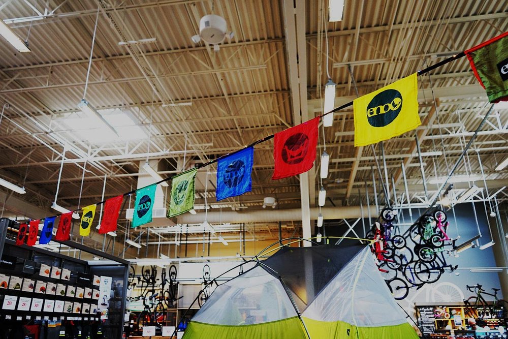 北米で人気のアウトドア専門店 Rei は絶対行くべき ルーペ Loupe ー気になるコトを見つめるメディア