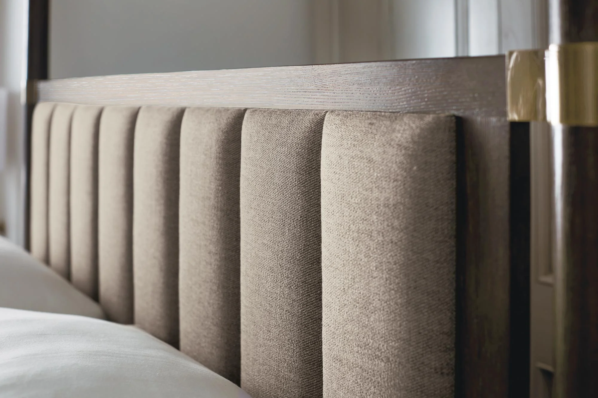 2017_Bernhardt_Clarendon_Canopy_Bed_377-H59_detail.jpg