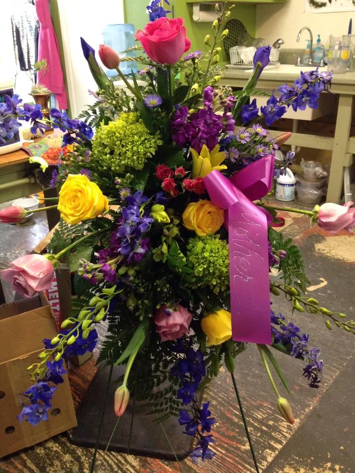 Funeral Flower Arrangements Near Me — Pigeon's Nest