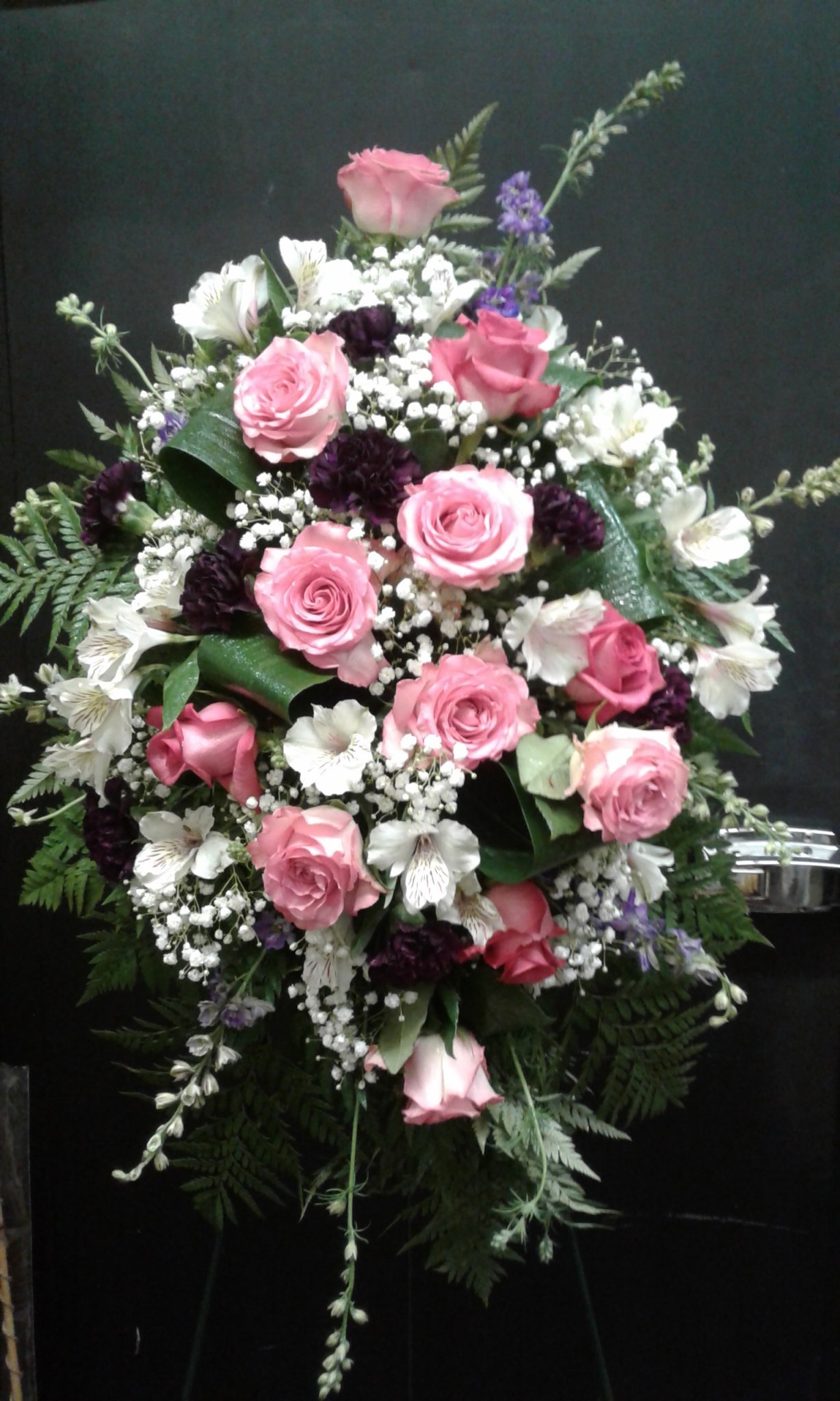 Funeral Flower Arrangements Near Me — Pigeon's Nest