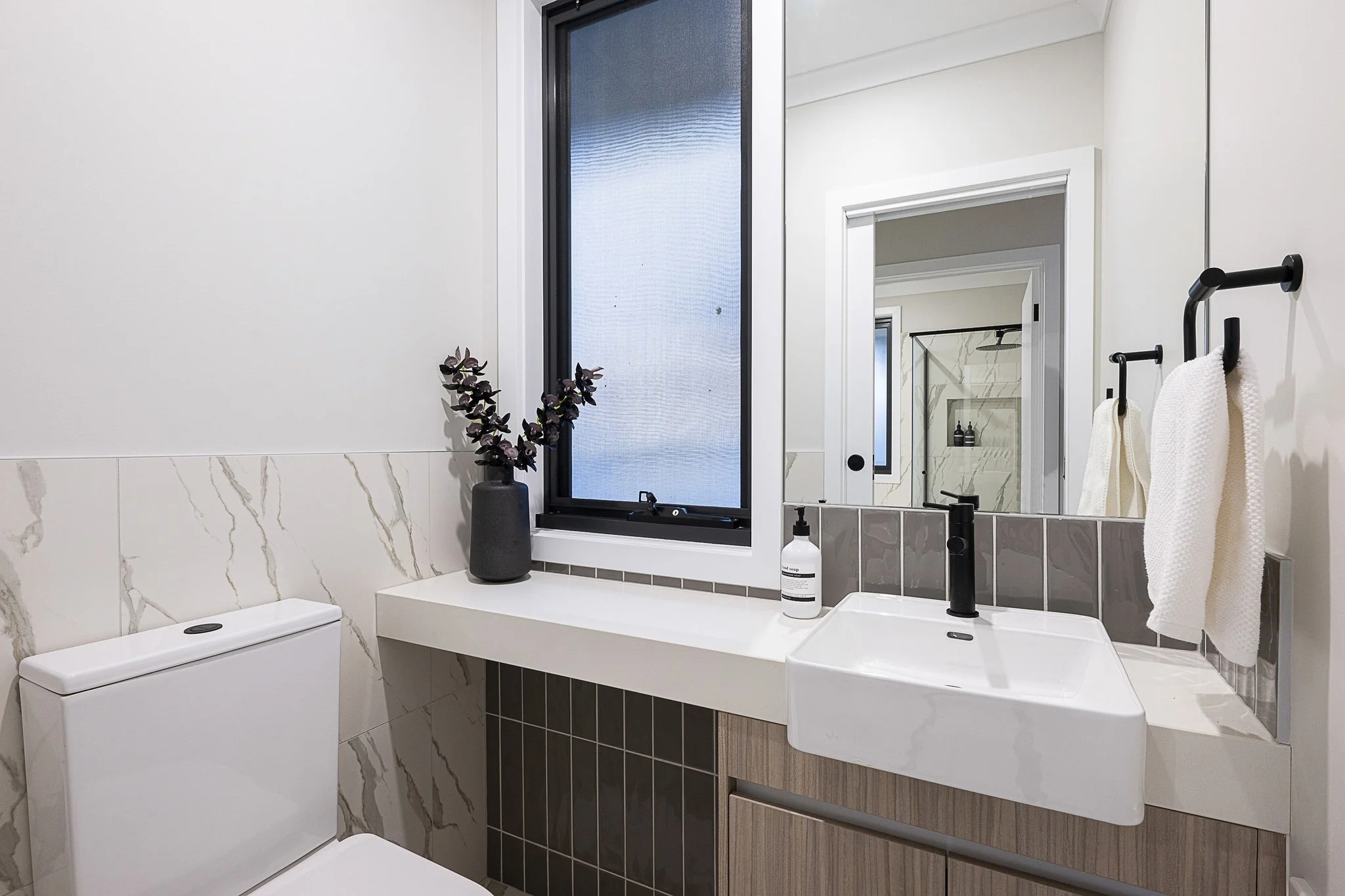 2-583 Wyse St, Albury NSW 2640-85_2048px.jpg