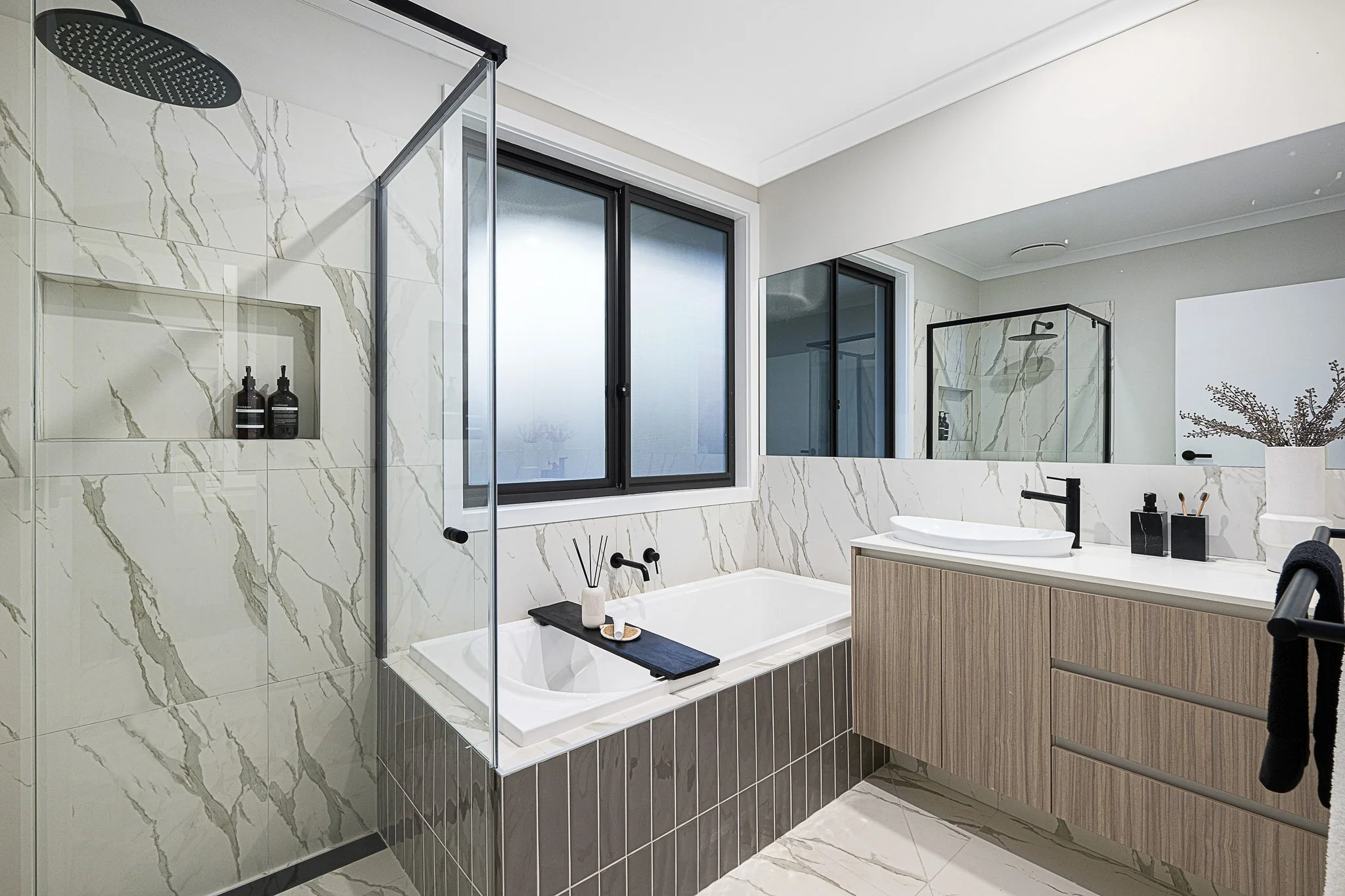 2-583 Wyse St, Albury NSW 2640-91_2048px.jpg