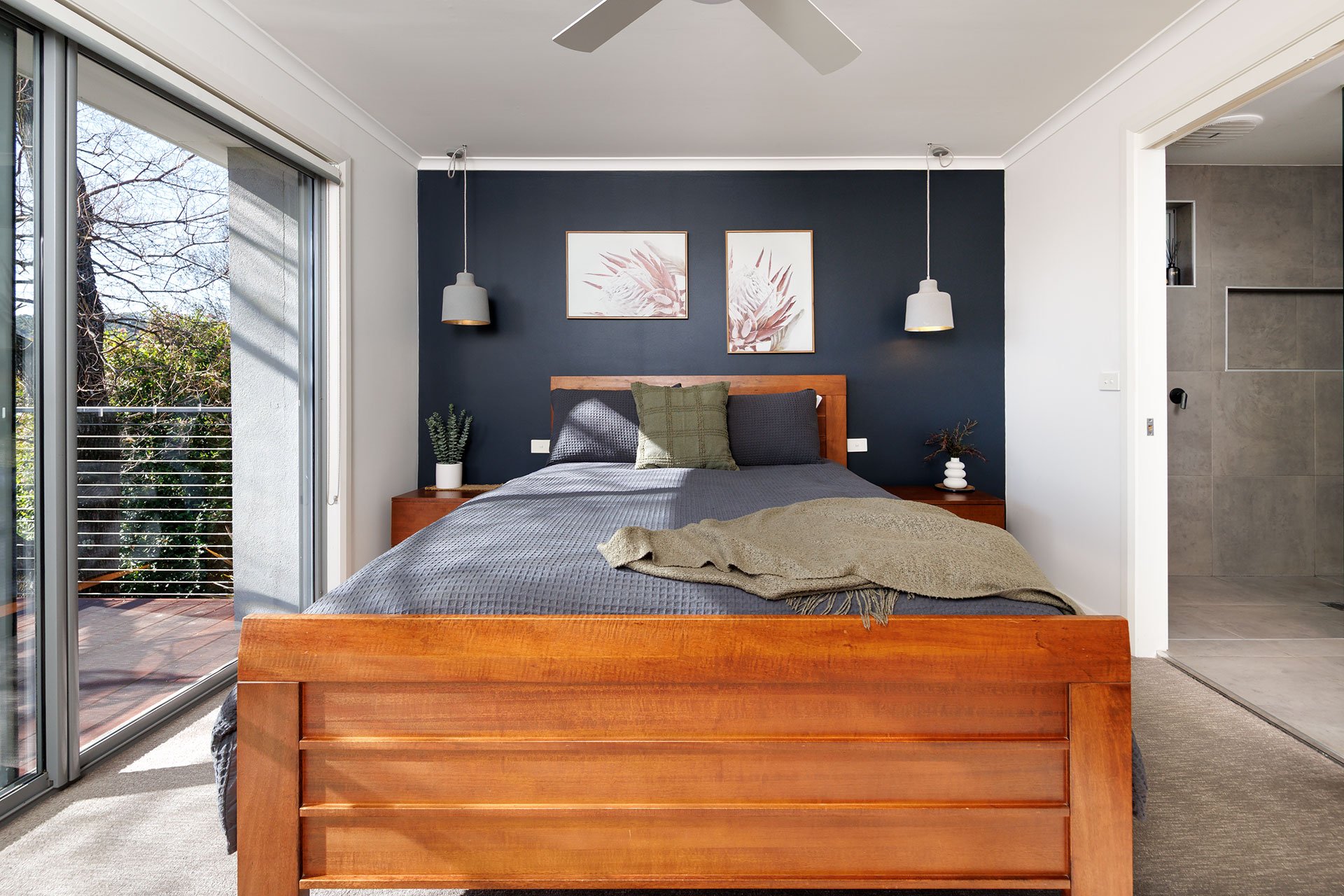 bed 1.jpg