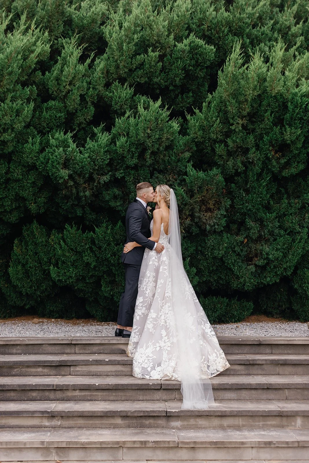 Shalea &amp; Reece — Classic Romance
