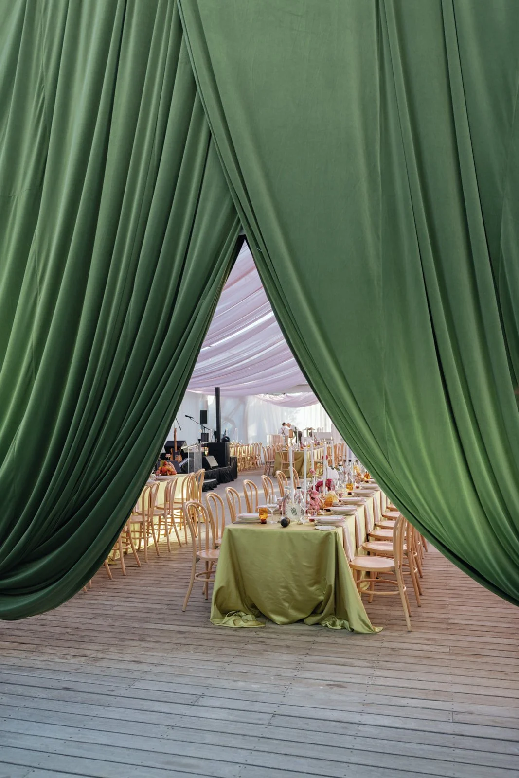 JR.WP-(1269 of 2002).jpg