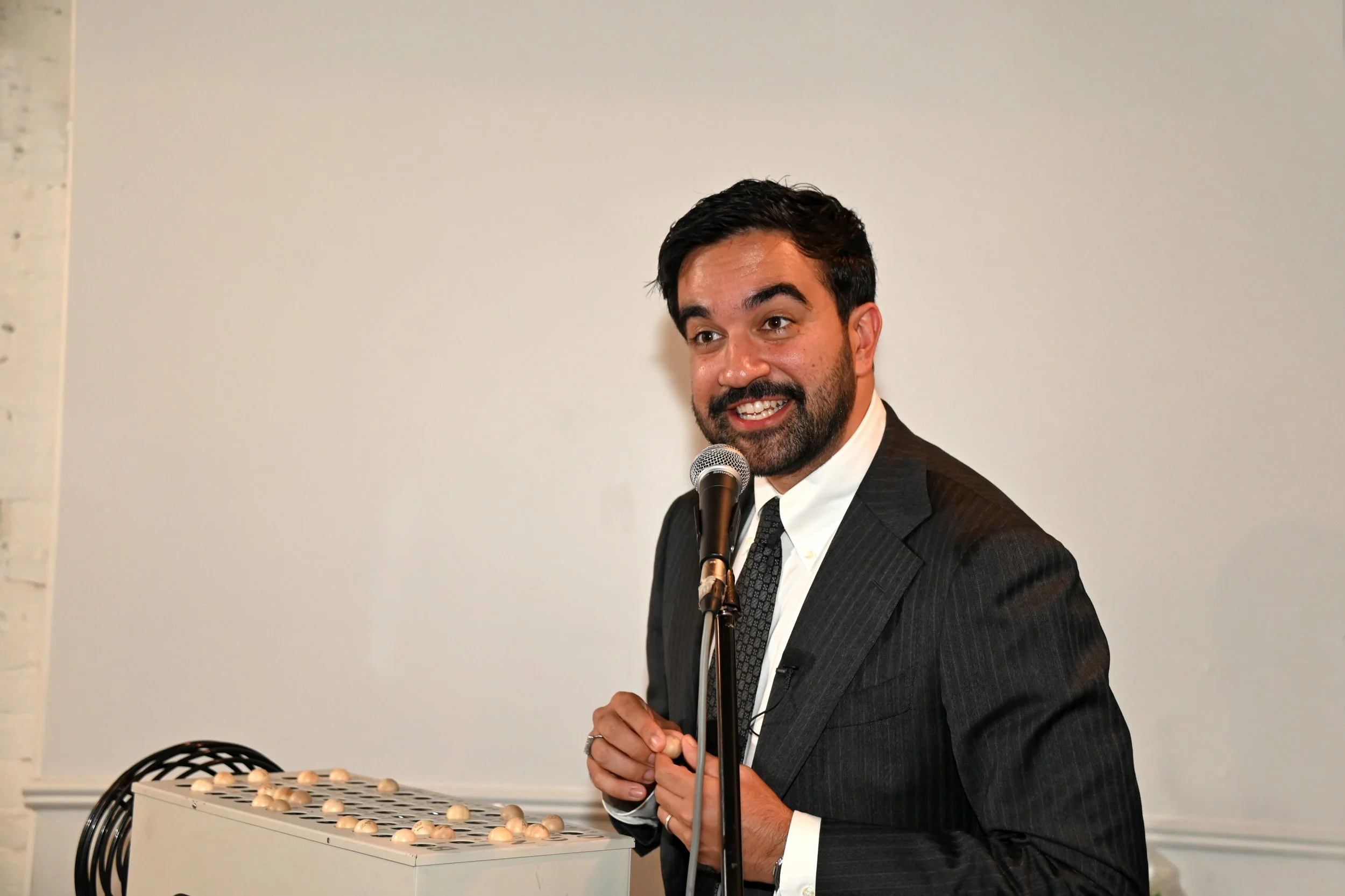 DSC_2897-r.jpg
