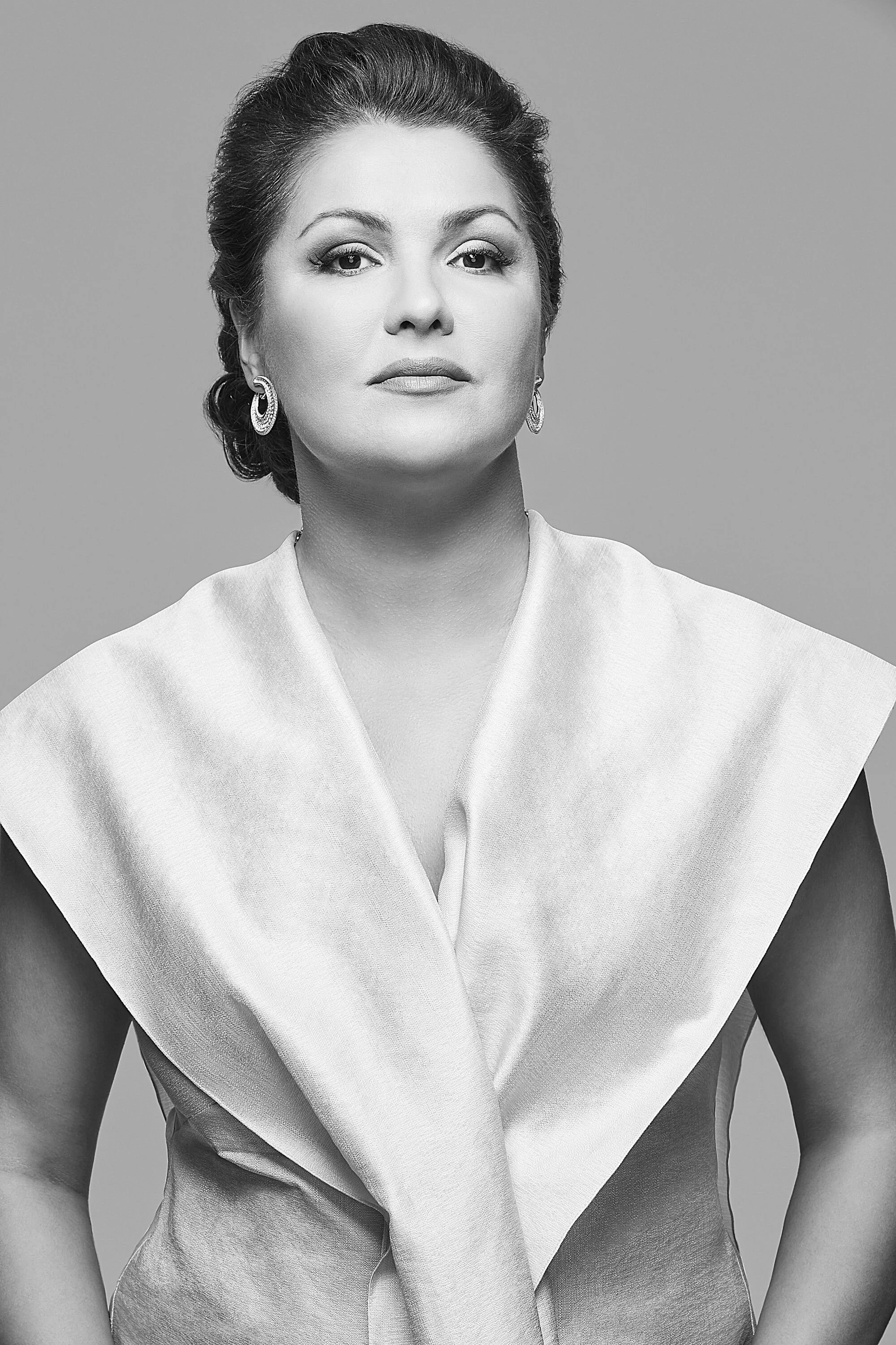 Anna Netrebko Stars as Tosca
