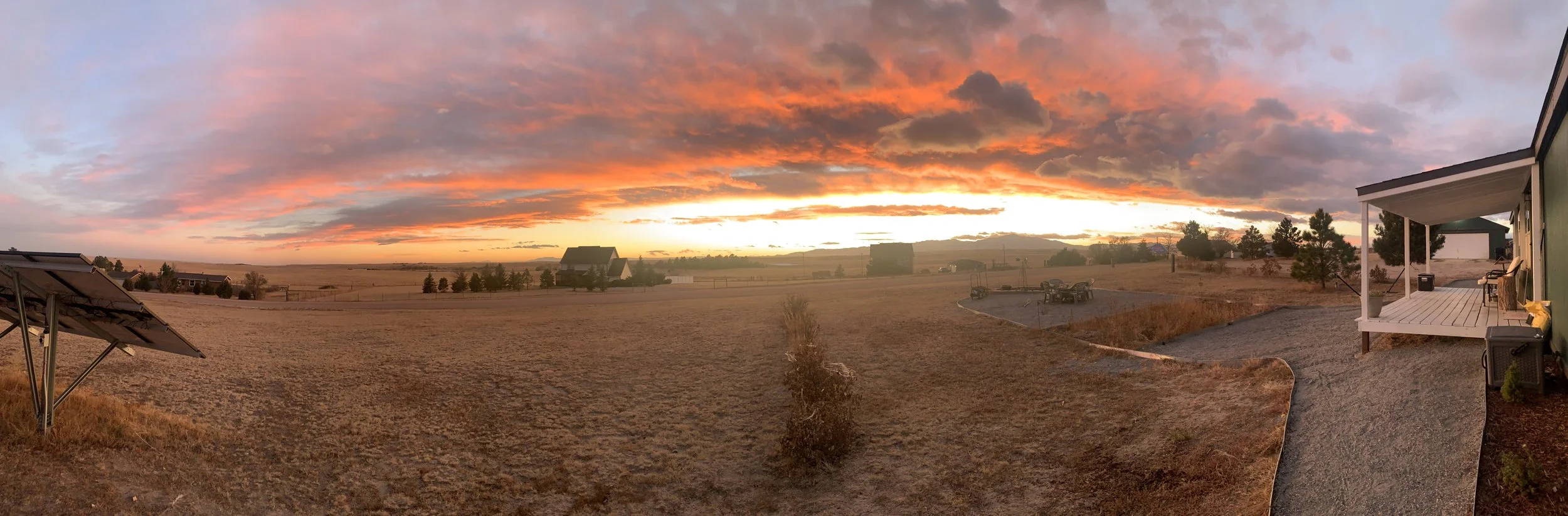 Pink and purple panorama sunset over Pikes Peak