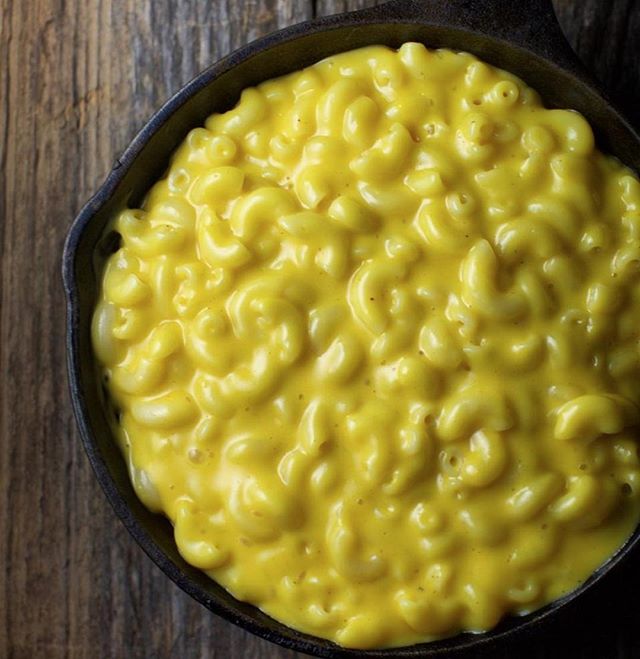 Don't worry, we're fine. Everything is fine. 😍Thanks for the #MacaroniAndCheese inspo, @mississippivegan! If y'all are looking for some plant-based #macncheese options, look no further than the link in our bio&hellip;