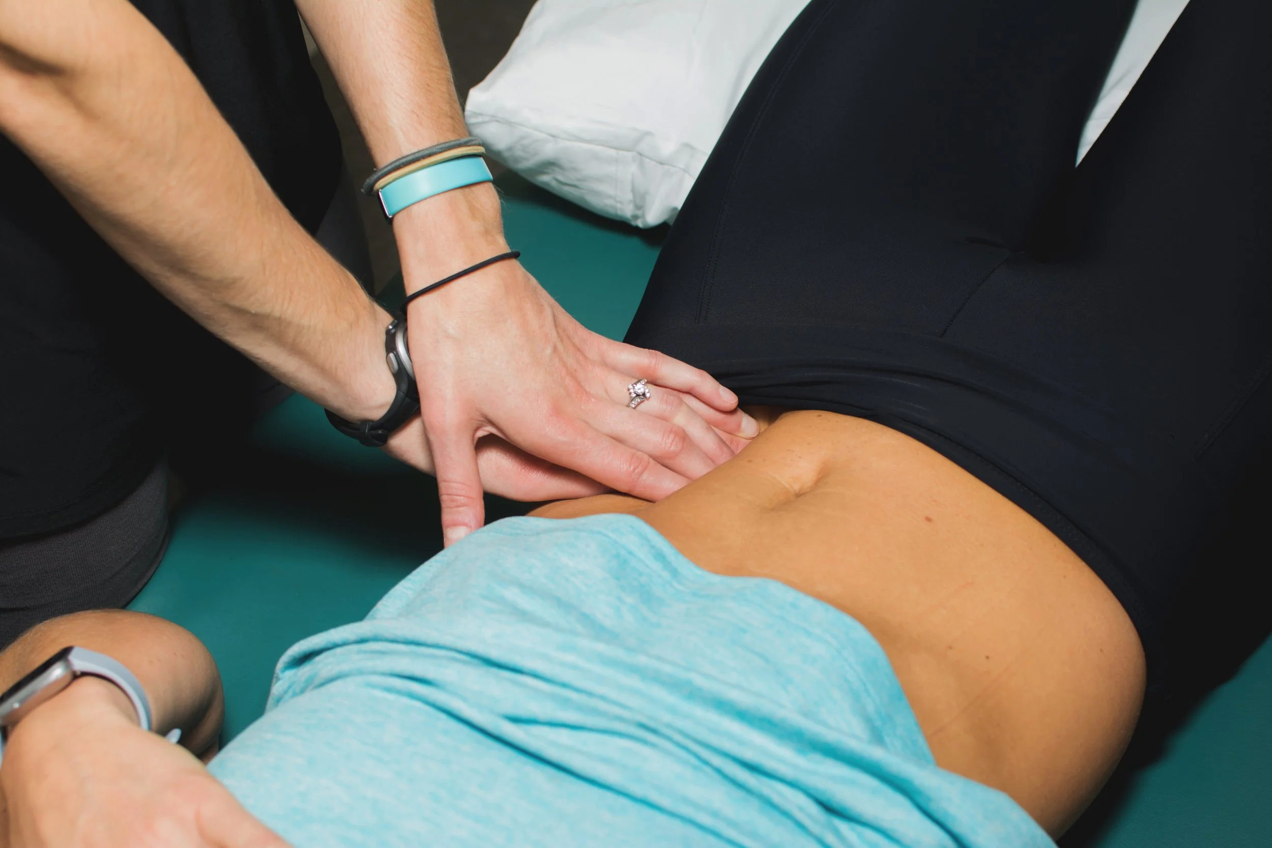 Patient receiving one-on-one manual therapy from a physical therapist at a physical therapy clinic in Mt. Juliet, TN