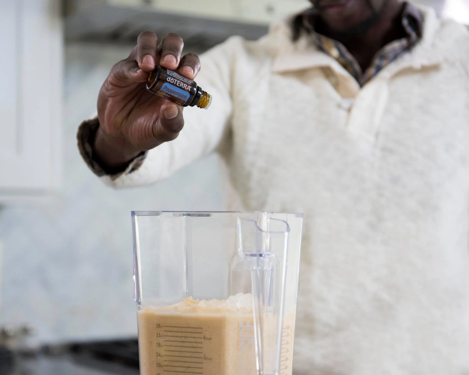 Use essential oils to add flavor to your favorite drinks (such as a glass of water) and food.