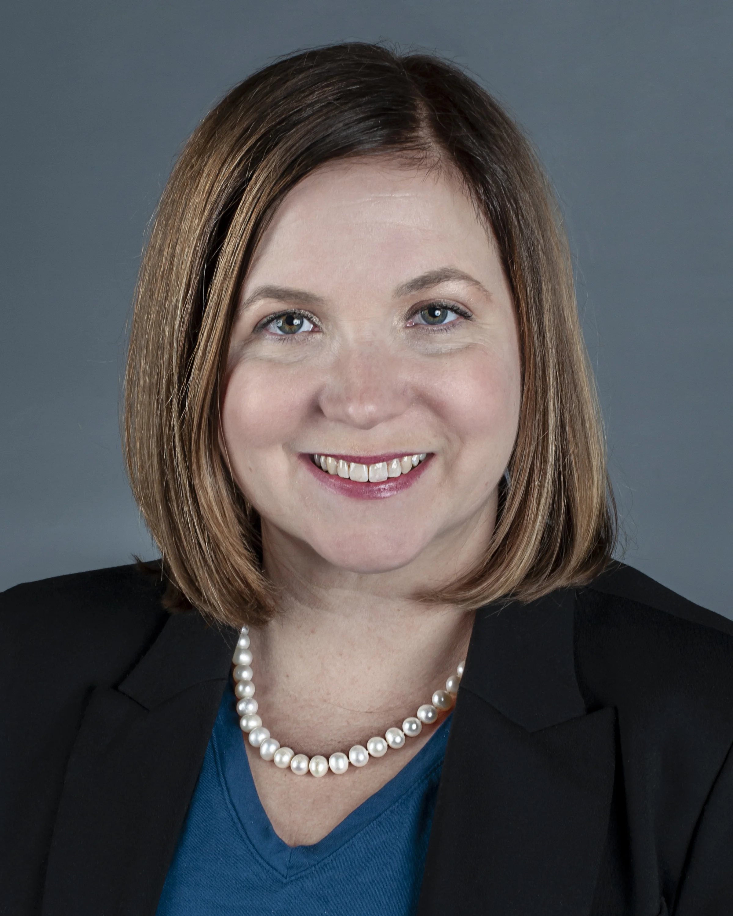 Linda headshot.JPG