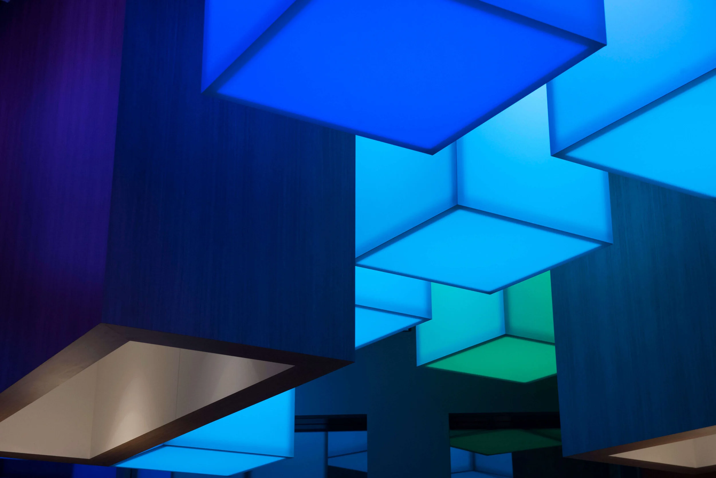 Bespoke Gallery — Linear Matrix