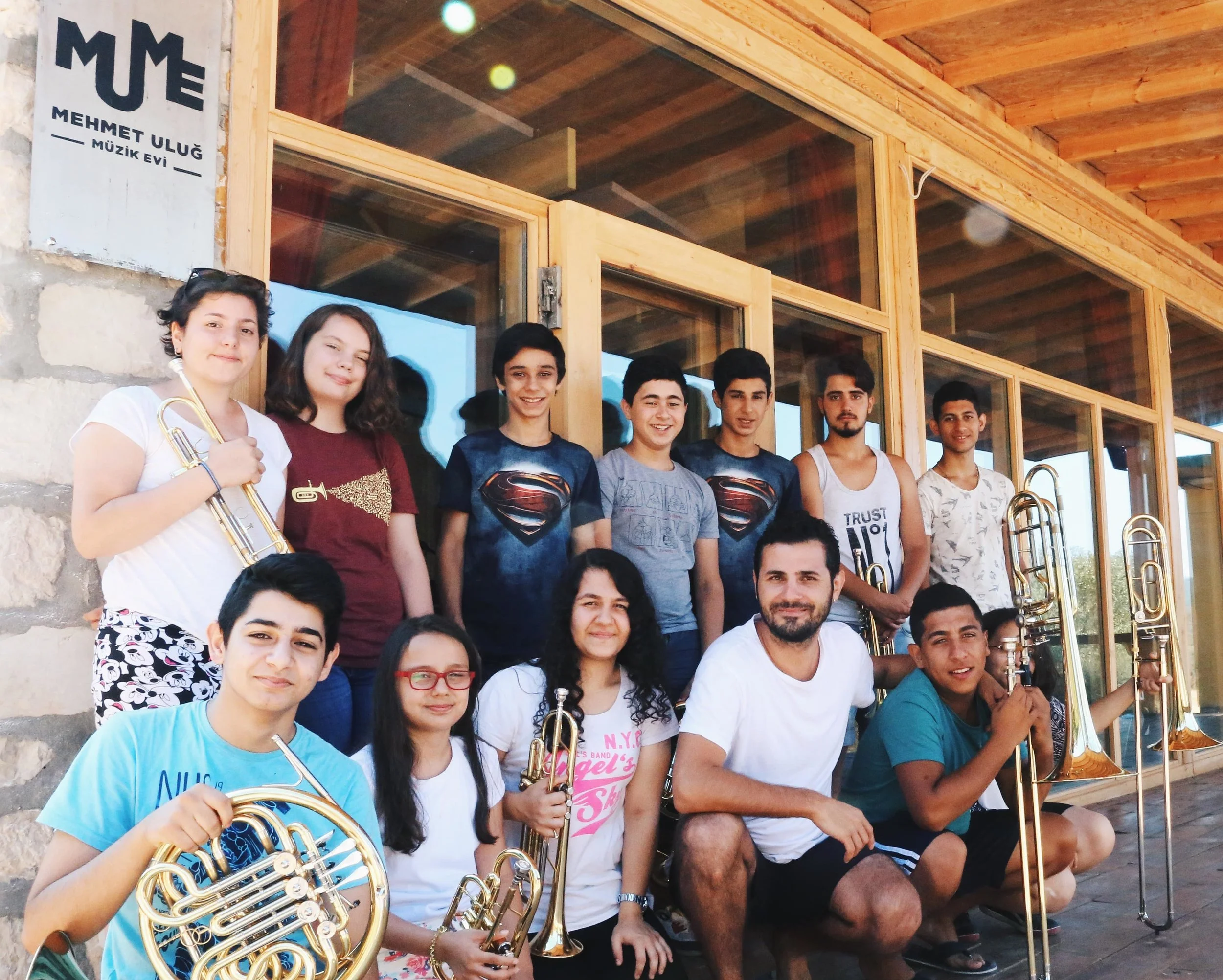 2015 08 mume baris icin muzik 1-min.JPG