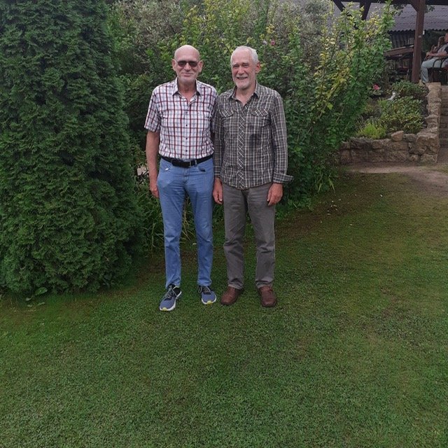 Herren 75 Finale: Jörg Reichert (l.) gewinnt gegen Karl-Heinz Mauß