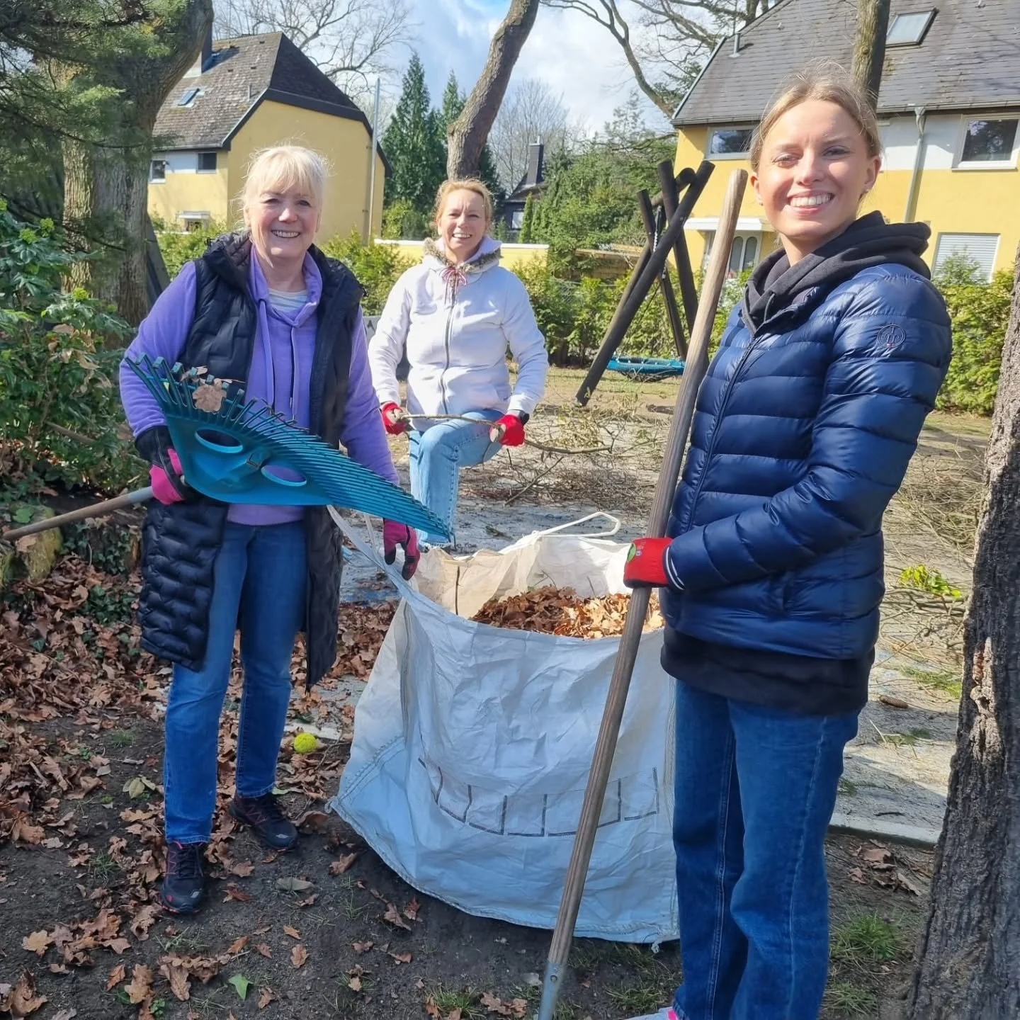 Fr&uuml;hjahrsputz '26 🪻☀️

Vielen Dank an alle Helfer, die dieses Jahr dabei waren! 

#hermsdorfersportclub #tennis #fr&uuml;hjahrsputz