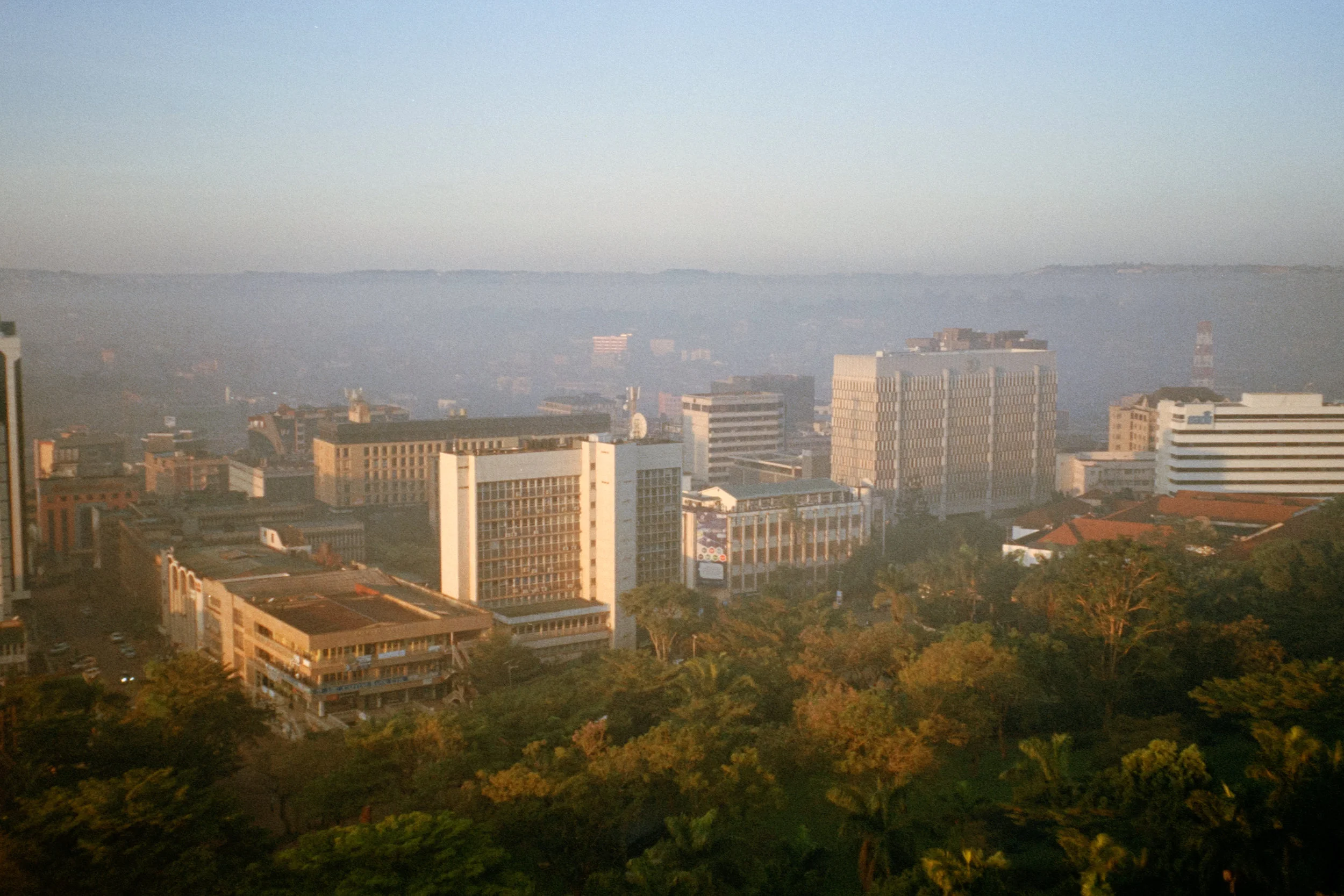 Bank of Uganda keeps rates unchanged to boost slowing economy