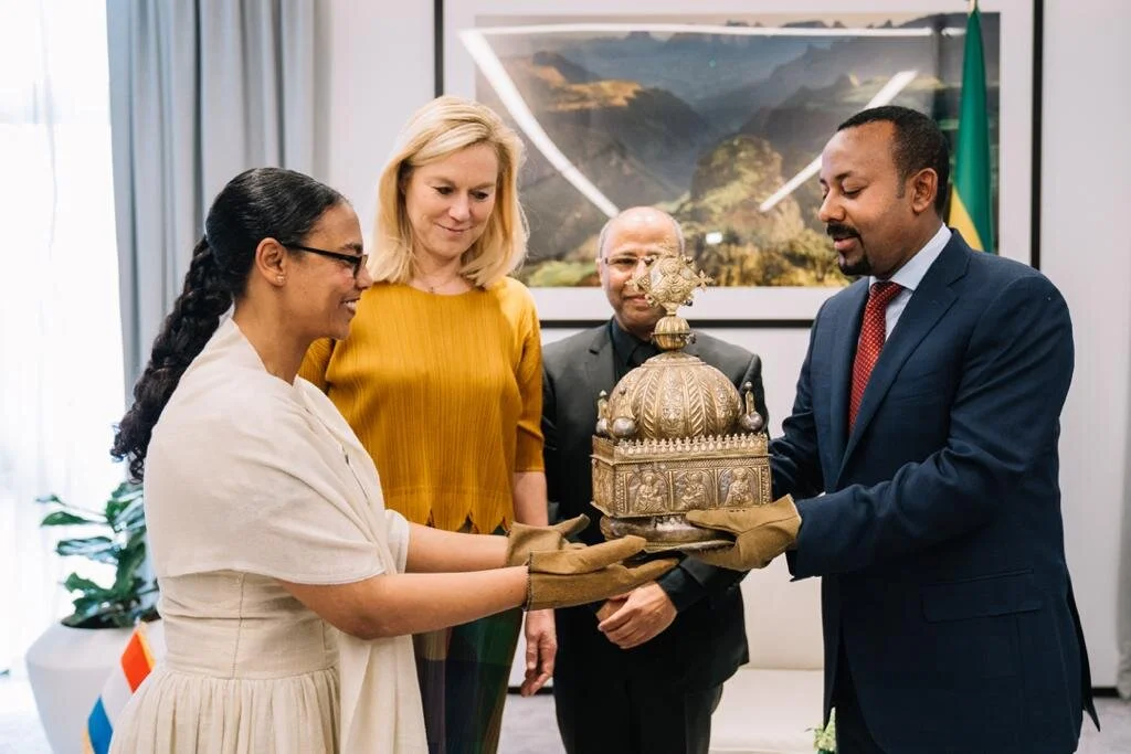 Stolen crown returned to Ethiopia