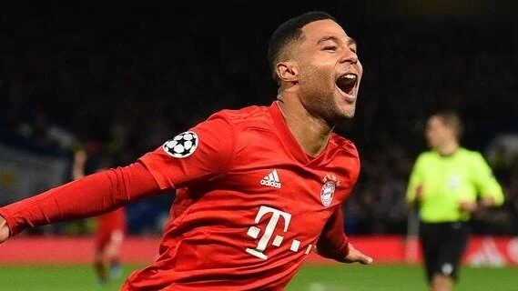Gnabry scores twice as Bayern dominate Chelsea