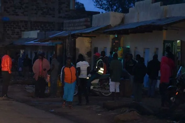 Residents in Kenya defy curfew