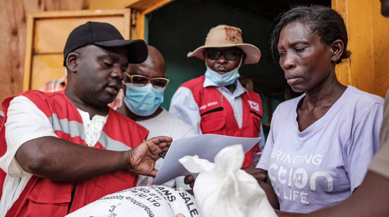 Covid-19 in Africa: Ugandan MPs forced to repay coronavirus cash, Malawi gives money to poor